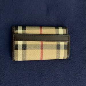 Burberry key holder